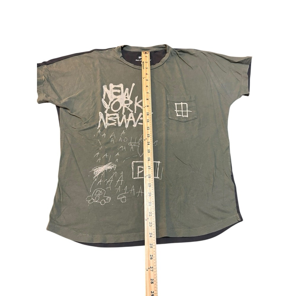 Uniqlo SPRZ NY Jean-Michel Basquiat Graphic T Shirt Mens Small Olive Gray Art - Picture 4 of 5